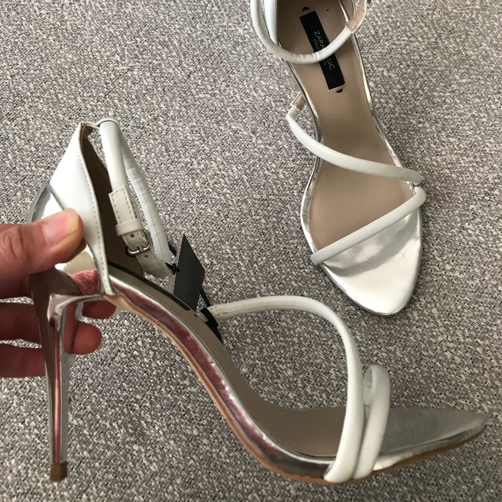 ✨ZARA silver white strap heeled sandal